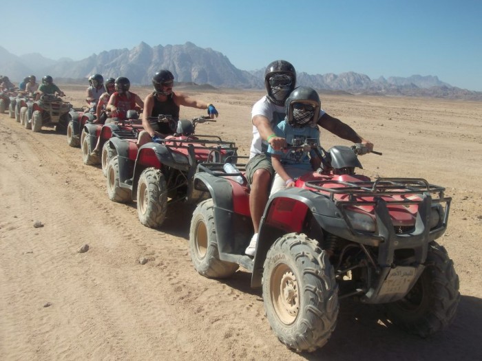 Prohlídky pouště Sahl Hasheesh a Makadi Bay: 3hodinová duna 3hodinová bugina